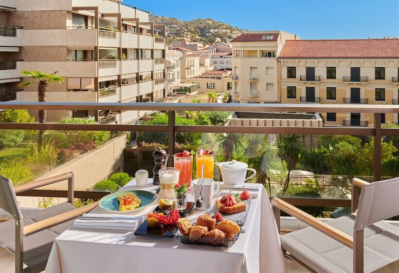 בית מלון כפרי Hôtel Barrière Le Gray D Albion