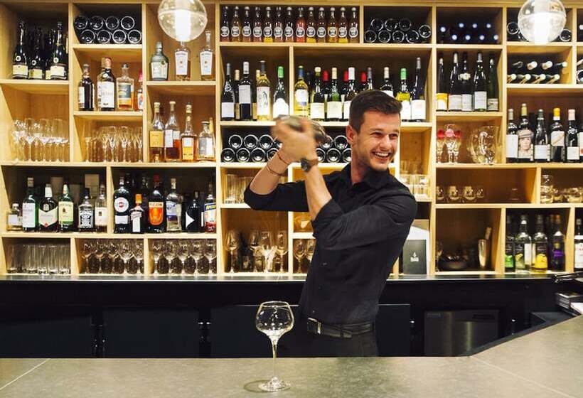 Hannong Hotel & Wine Bar