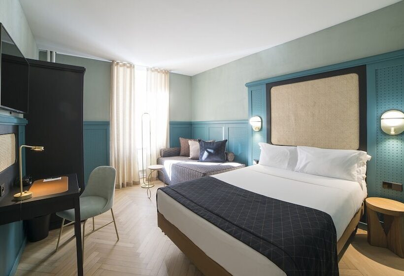 Hannong Hotel & Wine Bar