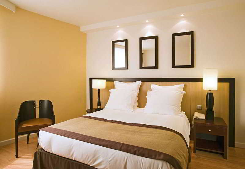 Отель Hilton Paris Orly Airport