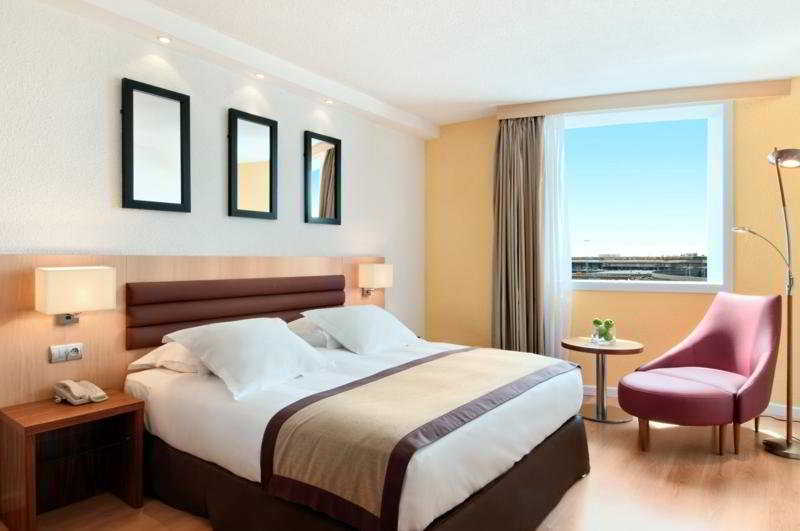 Отель Hilton Paris Orly Airport