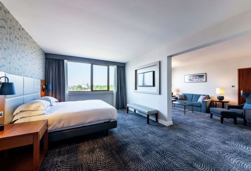 Отель Hilton Strasbourg