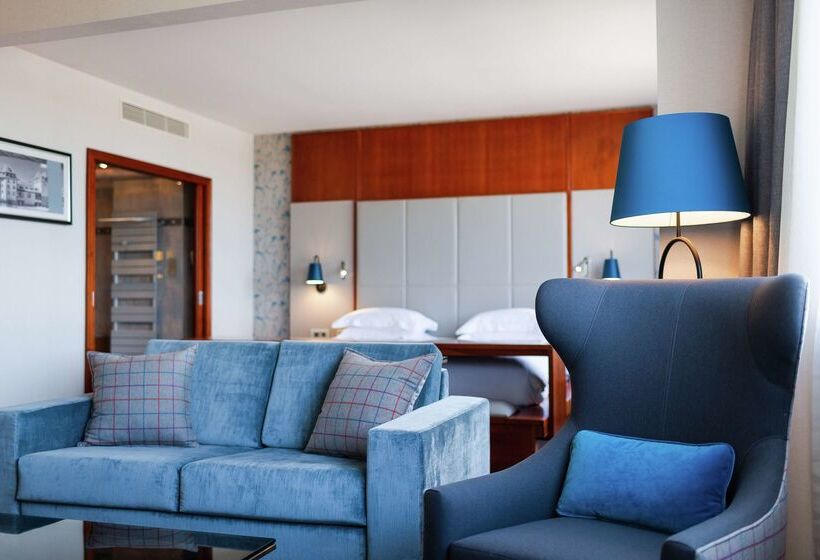 Отель Hilton Strasbourg