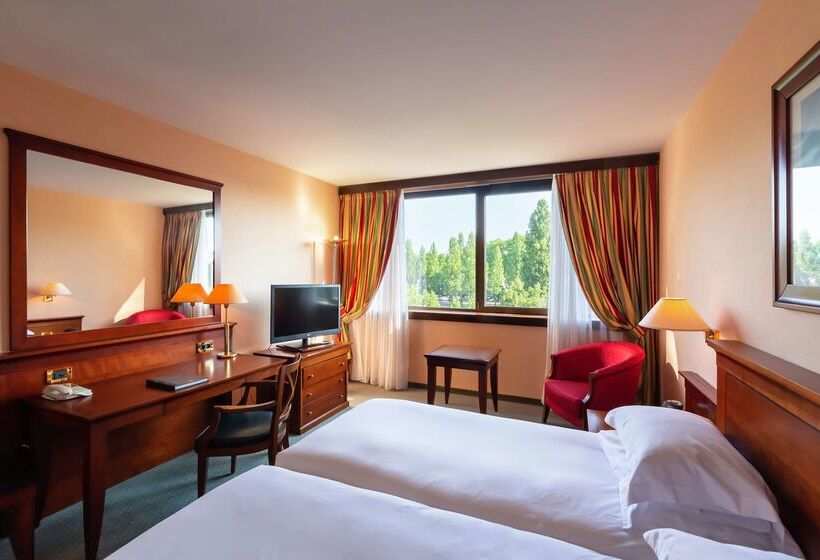 Отель Hilton Strasbourg