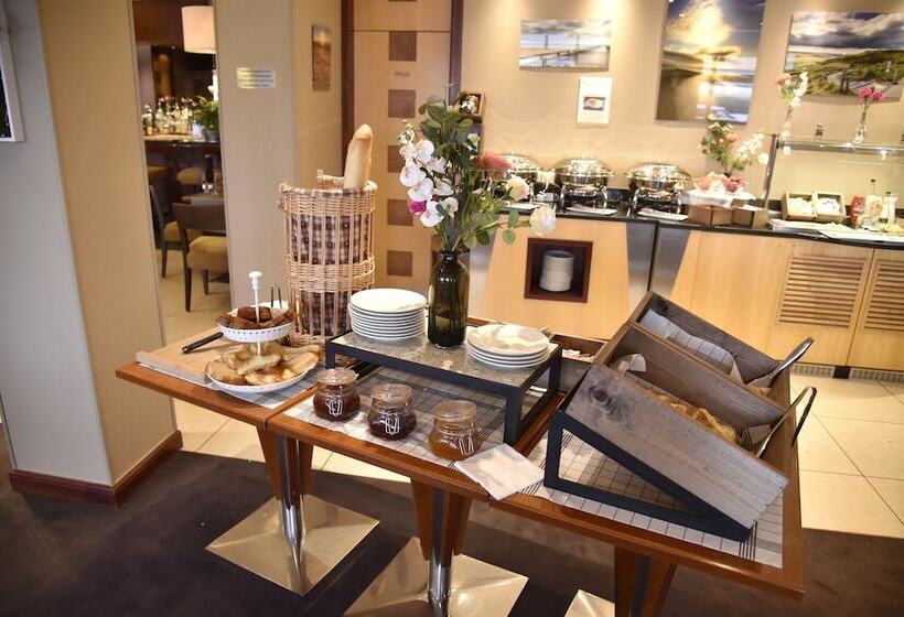 هتل Holiday Inn Calais Centre, An Ihg