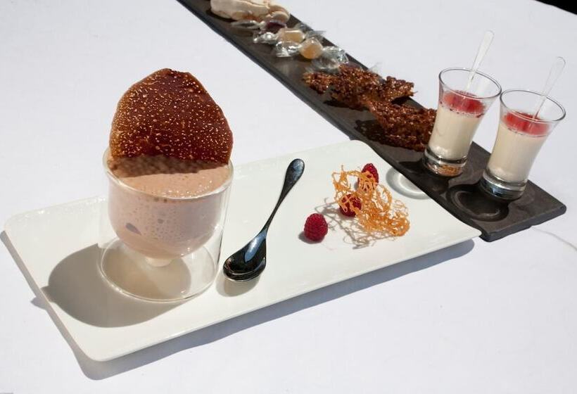 Отель Hostellerie Les Hauts De Sainte Maure