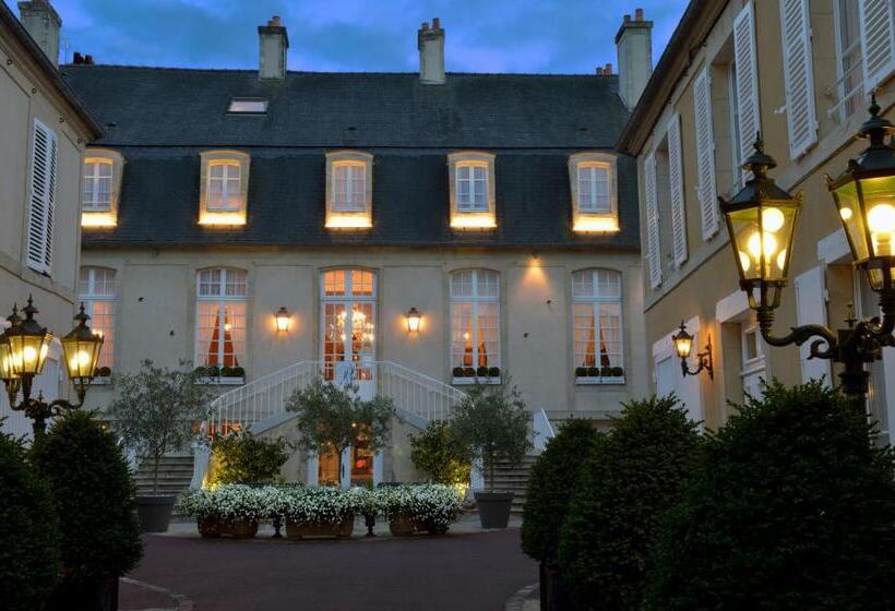 Отель Hôtel D'argouges