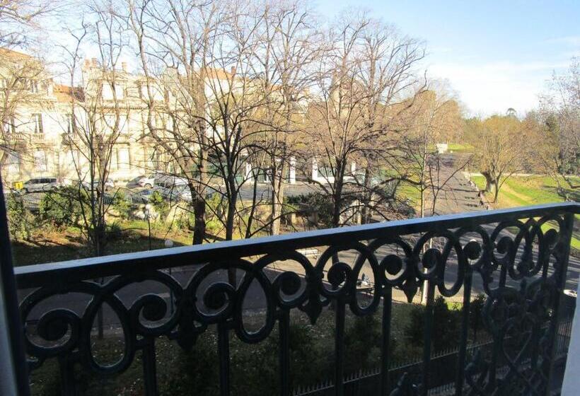 호텔 Hôtel Des Poètes Avec Parking Sur Réservation