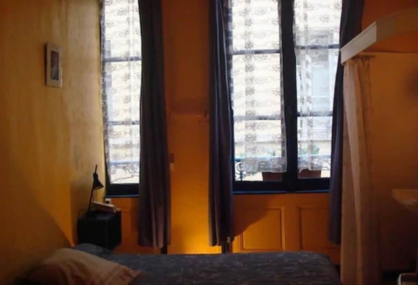 Отель Hôtel Du Palais