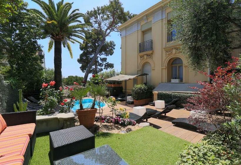 فندق Hôtel Petit Palais