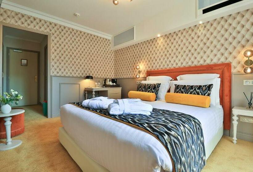 فندق Hôtel Petit Palais