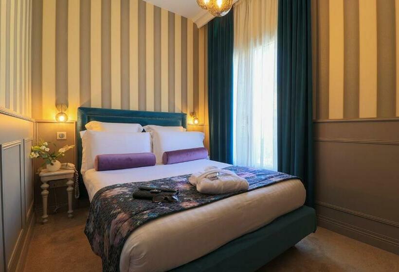 فندق Hôtel Petit Palais