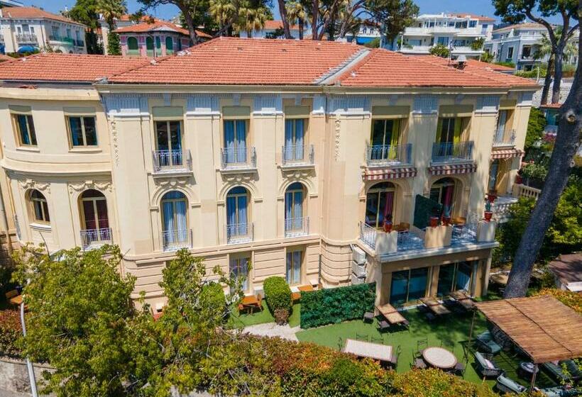 فندق Hôtel Petit Palais