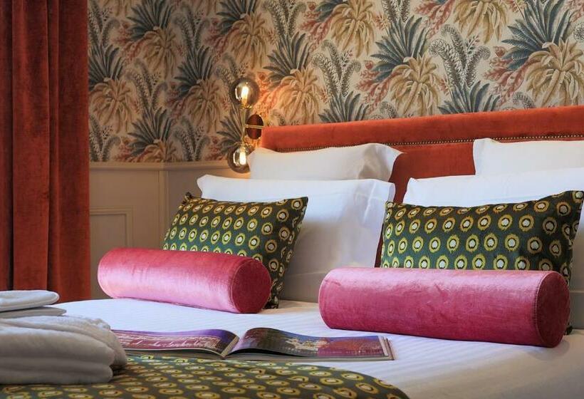 فندق Hôtel Petit Palais