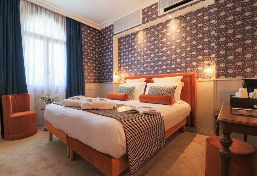 فندق Hôtel Petit Palais