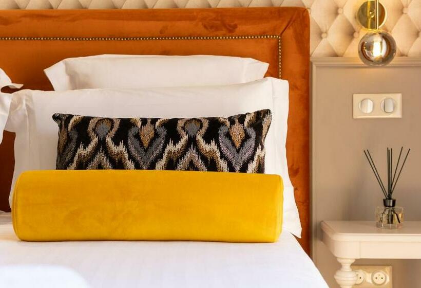 فندق Hôtel Petit Palais