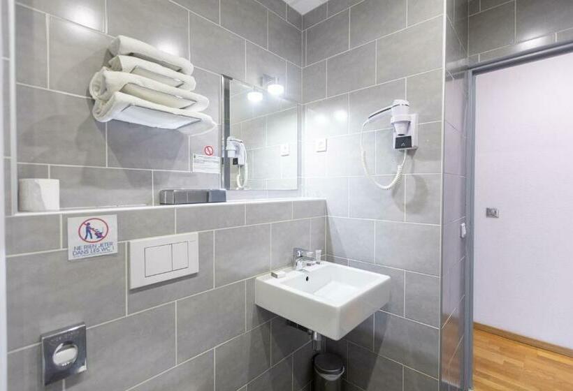 ホテル Edmond Rostand