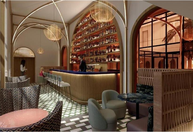 ホテル Grand Coeur Latin