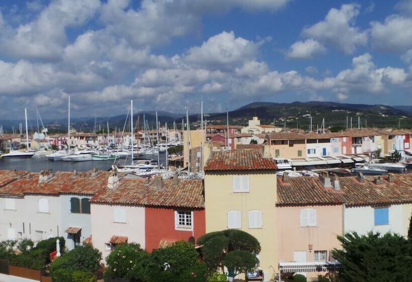 ホテル Hôtel Giraglia