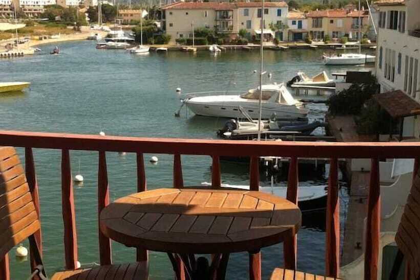 בית מלון כפרי Hôtel Giraglia