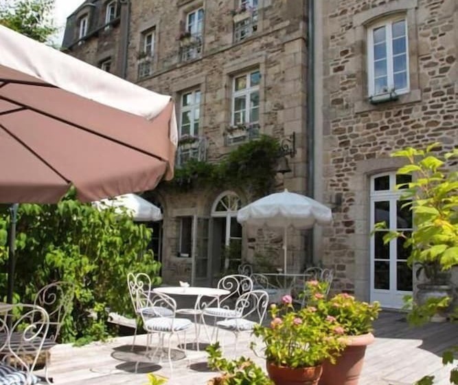 هتل Hôtel Le D Avaugour