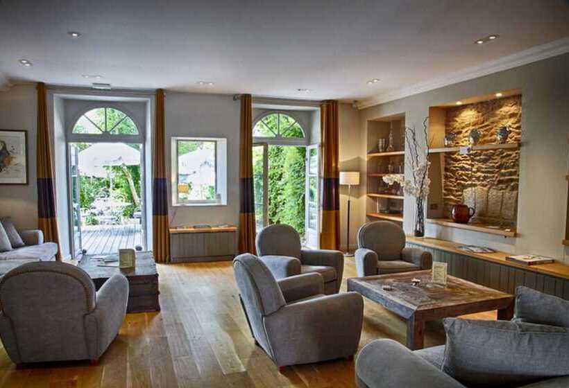 هتل Hôtel Le D Avaugour