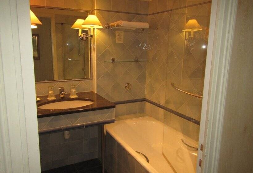 هتل Hôtel Le D Avaugour