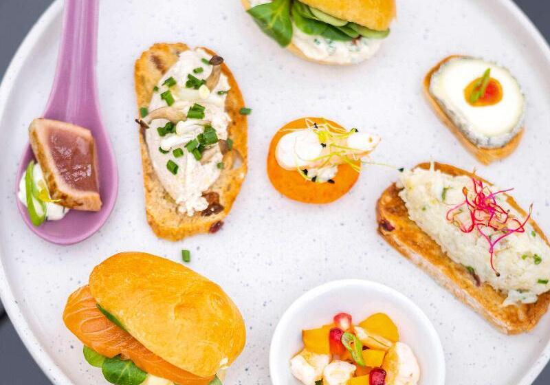 هتل Hôtel Mercure Tours Nord