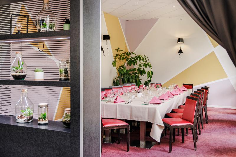 هتل Hôtel Mercure Tours Nord