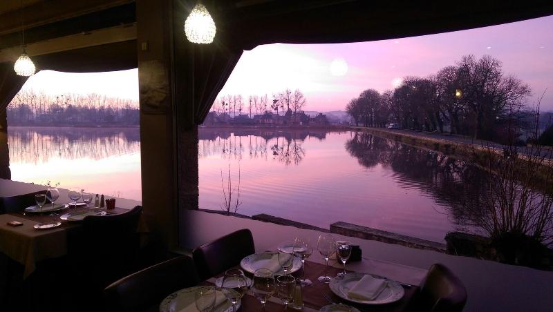 호텔 Hôtel Restaurant Du Lac