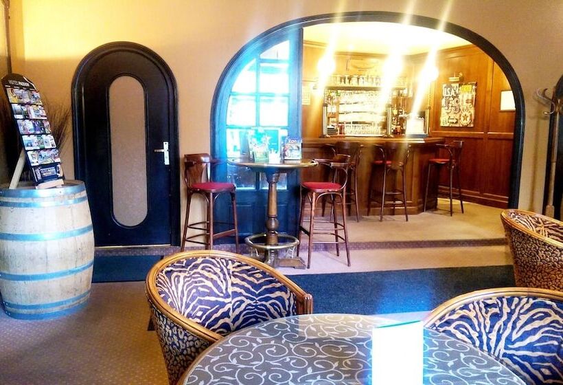 호텔 Hôtel Restaurant Du Lac