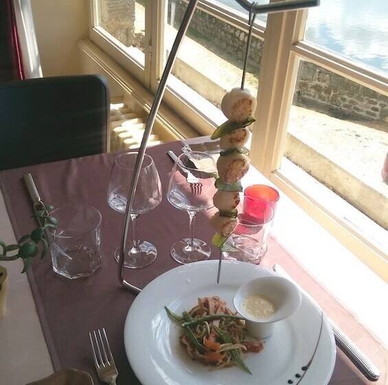 호텔 Hôtel Restaurant Du Lac