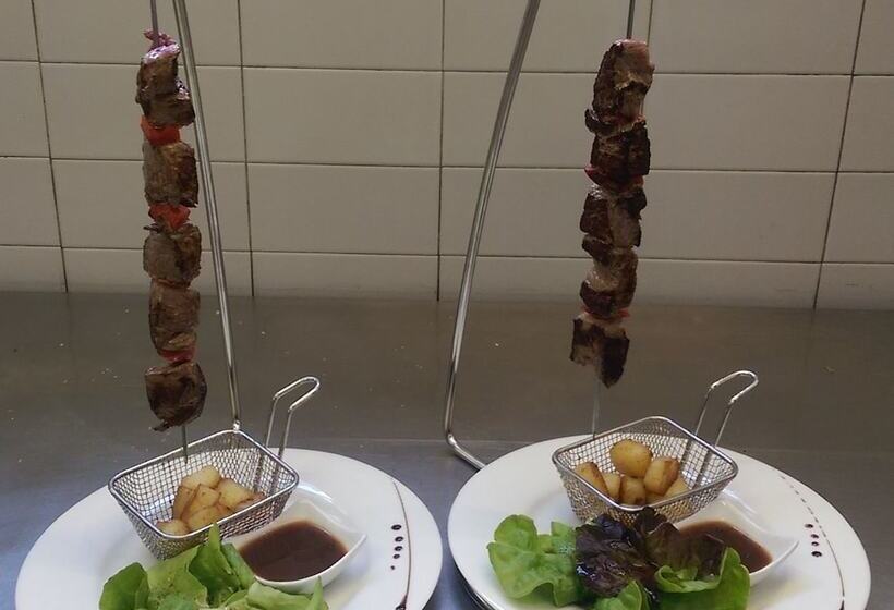 호텔 Hôtel Restaurant Du Lac