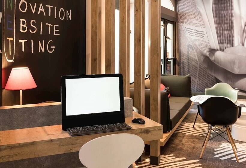 Отель Ibis Angers Centre Chateau