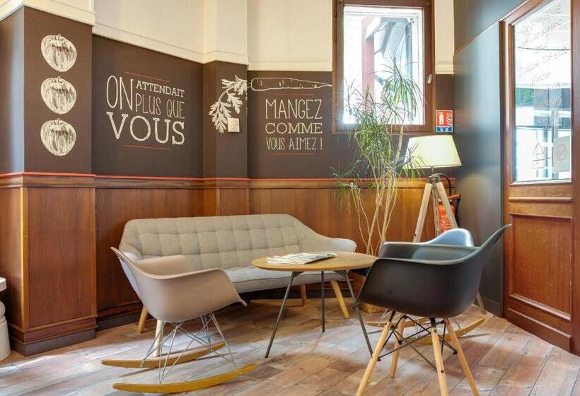 Отель Ibis Angers Centre Chateau