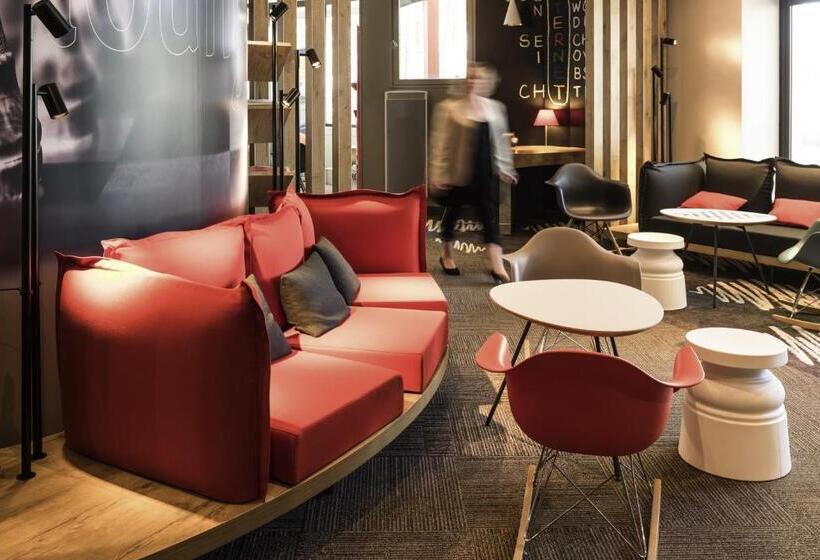 Отель Ibis Angers Centre Chateau