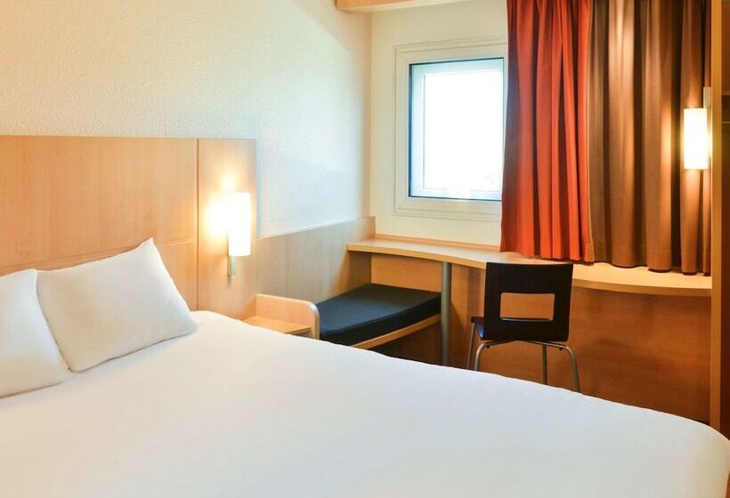 Отель Ibis Avignon Centre Gare