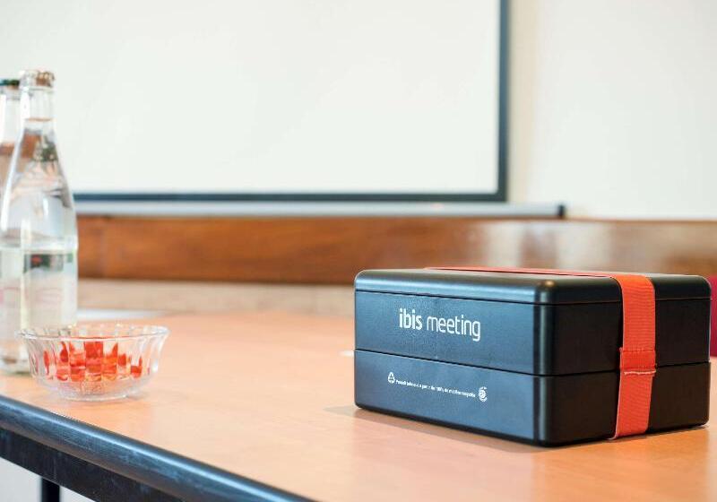 בית מלון כפרי Ibis Avranches Baie Du Mont Saint Michel