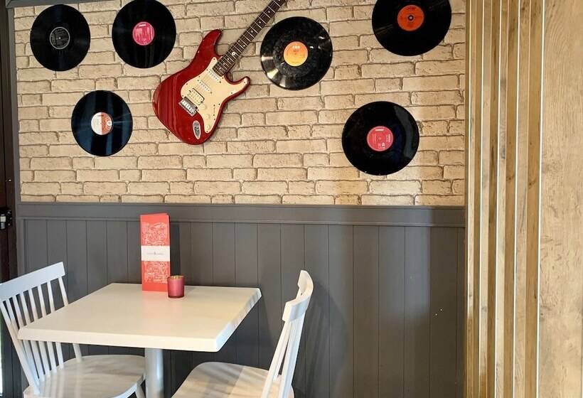 B&b Hotel Bordeaux Mérignac Cadera Aéroport