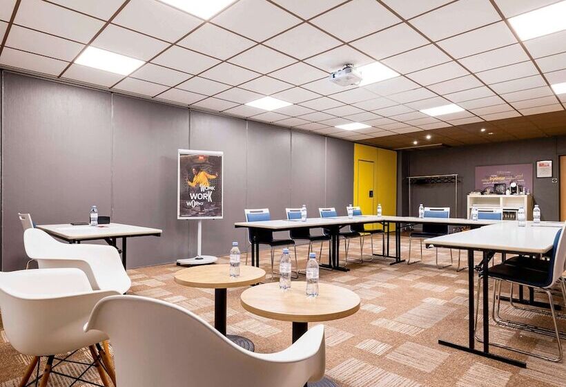 هتل Ibis Bordeaux Centre Meriadeck