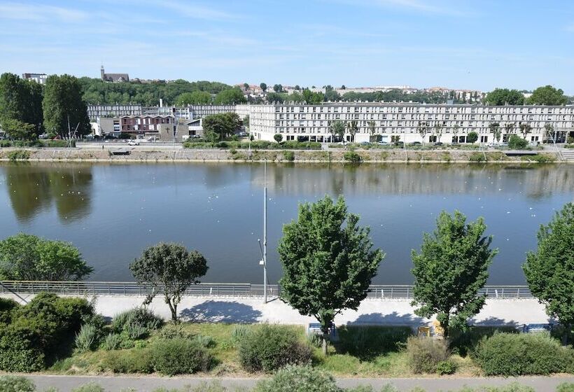 B&b Hotel Boulogne Sur Mer Centre Les Ports