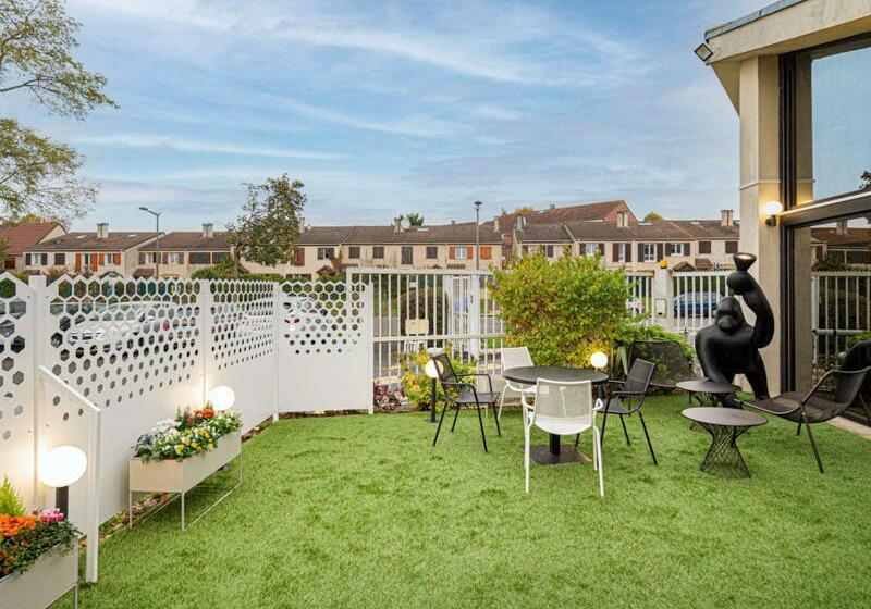 فندق Ibis Cergypontoise Le Port