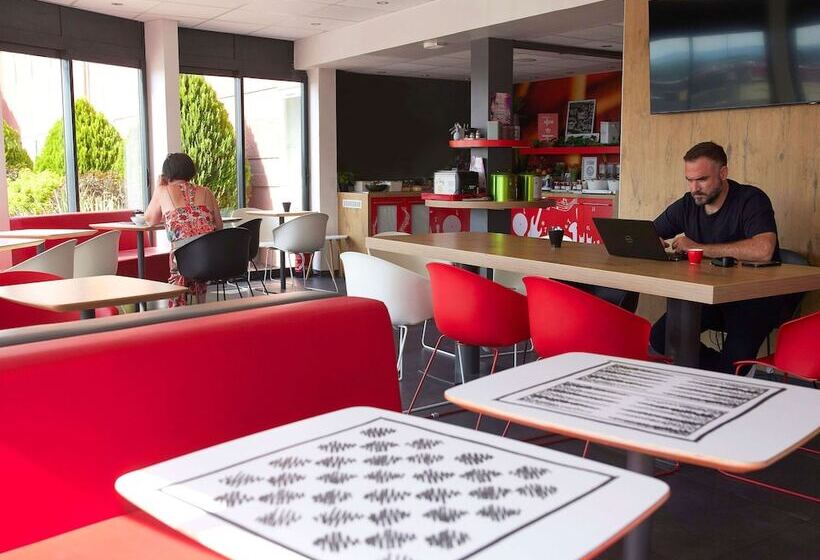 호텔 Ibis Chalon Sur Saone Nord