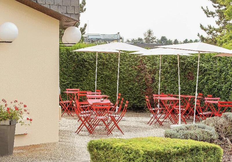 هتل Ibis Châlonsenchampagne
