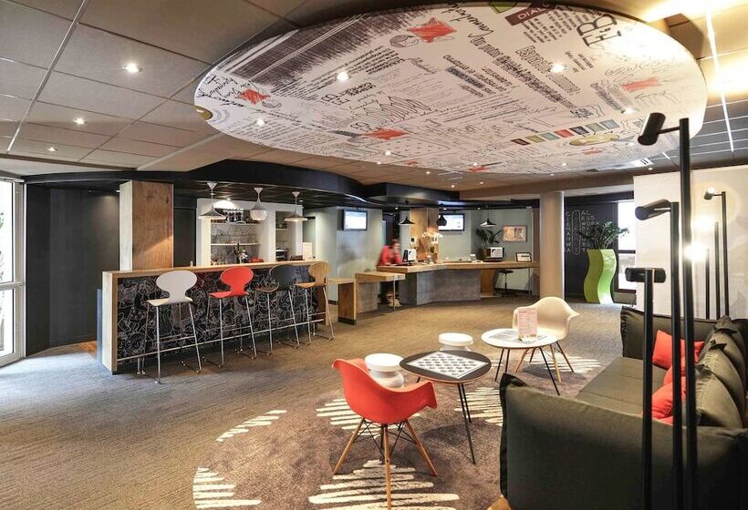 בית מלון כפרי Ibis Château De Fontainebleau