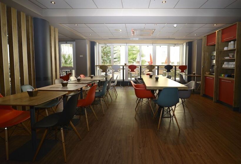 בית מלון כפרי Ibis Château De Fontainebleau