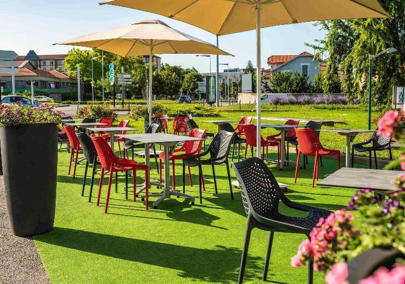 Отель Ibis Clermontferrand Montferrand