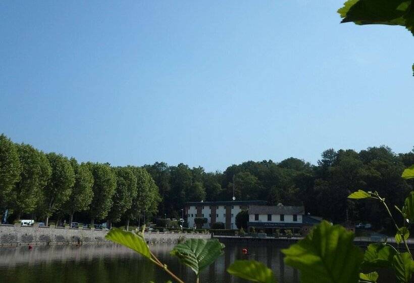 호텔 Ibis Fourmies