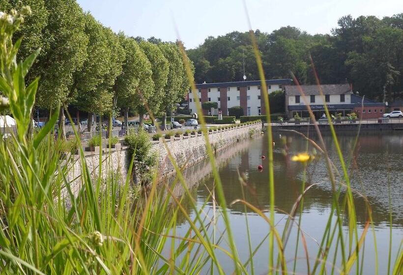 호텔 Ibis Fourmies