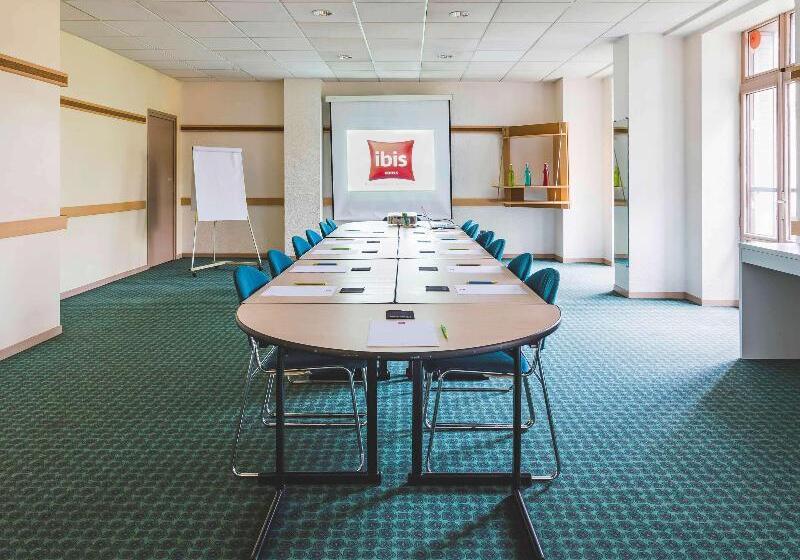 Отель Ibis Grenoble Centre Bastille